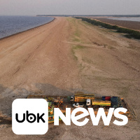 BRASIL - Seca na Amazônia deixa barcos encalhados e paralisa transporte pelos rios