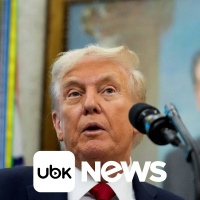 MUNDO - Terremoto na Indonésia atrasa esforços para resgatar pessoas presas no desabamento de uma escola